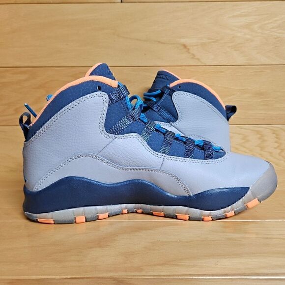 Air Jordan 10 Retro GS Size 5 Youth Bobcats Wolf Grey Basketball Shoe 310806-026 - Picture 8 of 13